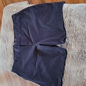 Izod mens Chino shorts 42x9.5 NWT